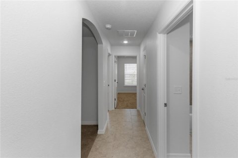 House in Wimauma, Florida 4 bedrooms, 148.36 sq.m. № 2156027 - photo 4
