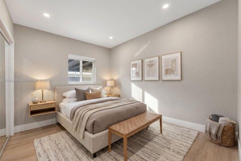 Casa en venta en Fort Lauderdale, Florida, 3 dormitorios, 97.27 m2 № 2338294 - foto 8