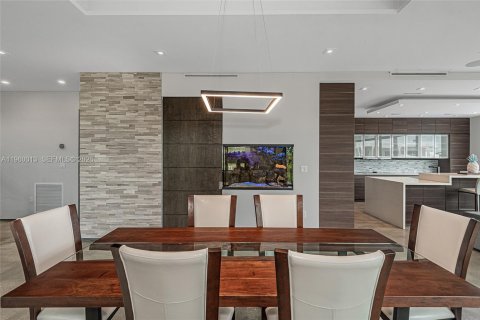 Снять в аренду виллу или дом в Ки-Ларго, Флорида 5 спален, 308.16м2, № 2020277 - фото 24