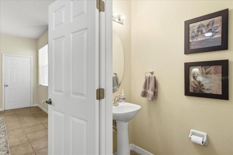 Купить кондоминиум в Киссимми, Флорида 10 комнат, 167.97м2, № 2217390 - фото 14