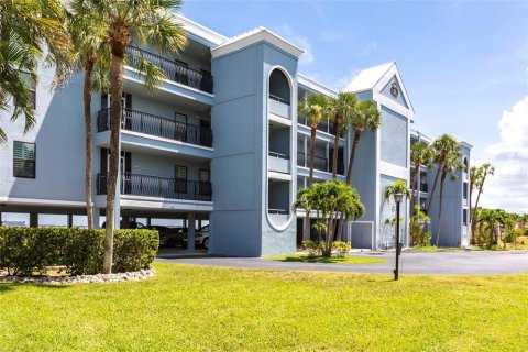 Copropriété à louer à Punta Gorda, Floride: 3 chambres, 178 m2 № 1873449 - photo 3