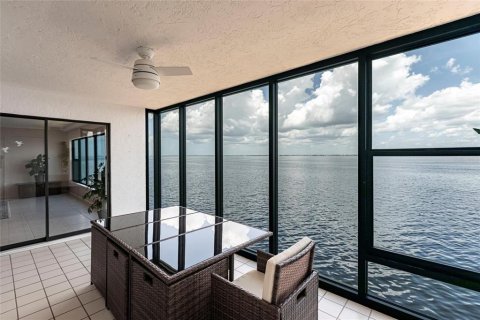 Copropriété à louer à Punta Gorda, Floride: 3 chambres, 178 m2 № 1873449 - photo 5
