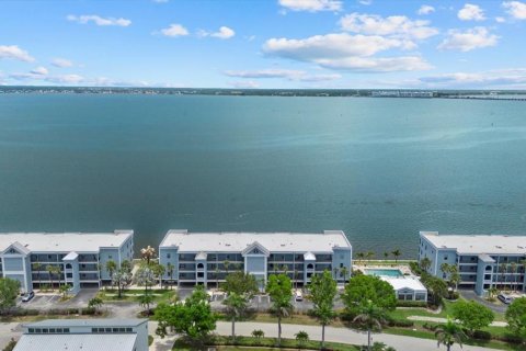 Copropriété à louer à Punta Gorda, Floride: 3 chambres, 178 m2 № 1873449 - photo 12