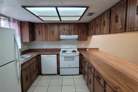 Apartment in Spring Hill, Florida 2 bedrooms, 92.9 sq.m. № 1885529 - photo 4
