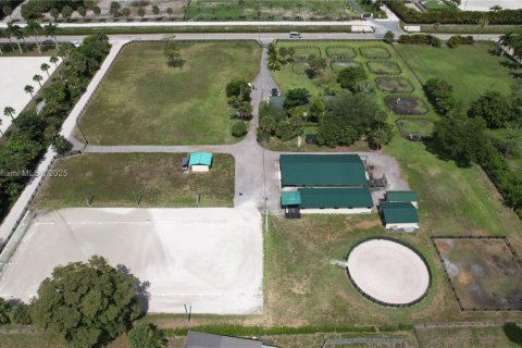 House in Loxahatchee Groves, Florida 4 bedrooms, 170.94 sq.m. № 1756158 - photo 5
