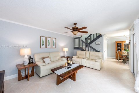 Copropriété à vendre à Davie, Floride: 3 chambres, 153.66 m2 № 2407877 - photo 7