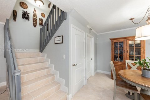 Copropriété à vendre à Davie, Floride: 3 chambres, 153.66 m2 № 2407877 - photo 9