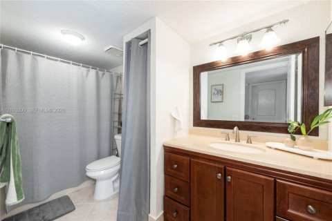 Copropriété à vendre à Davie, Floride: 3 chambres, 153.66 m2 № 2407877 - photo 25