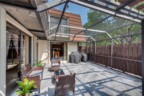 Copropriété à vendre à Davie, Floride: 3 chambres, 153.66 m2 № 2407877 - photo 5
