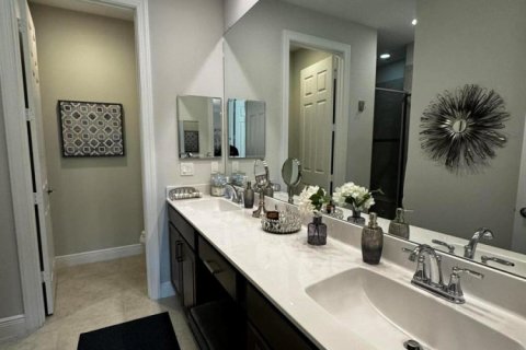 Apartment in Vero Beach, Florida 2 bedrooms, 145.95 sq.m. № 2083271 - photo 21