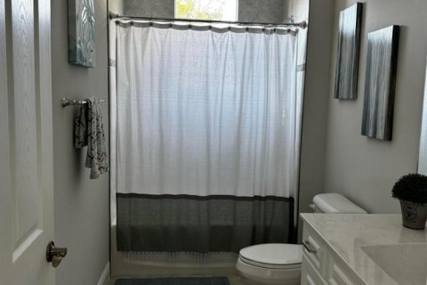 Apartment in Vero Beach, Florida 2 bedrooms, 145.95 sq.m. № 2083271 - photo 19