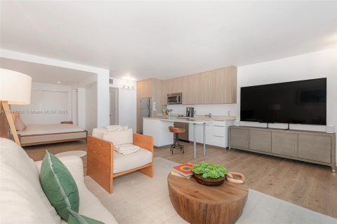 Снять в аренду кондоминиум в Майами-Бич, Флорида 55.74м2, № 1943963 - фото 28