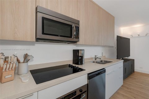 Снять в аренду кондоминиум в Майами-Бич, Флорида 55.74м2, № 1943963 - фото 7