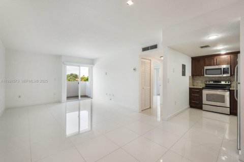 Appartement à louer à Miami, Floride: 1 chambre, 74.32 m2 № 1982937 - photo 10