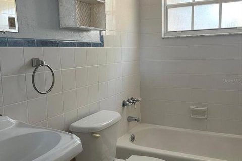 Casa en alquiler en Winter Springs, Florida, 3 dormitorios, 102.01 m2 № 1883227 - foto 17