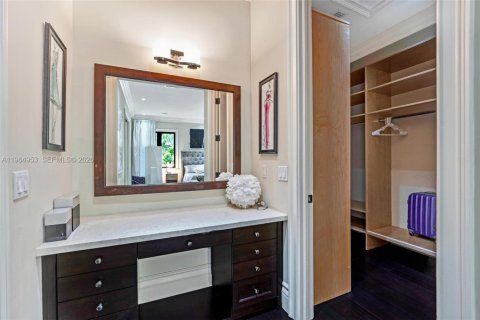 Casa en alquiler en Coral Gables, Florida, 6 dormitorios, 395.21 m2 № 2026337 - foto 30