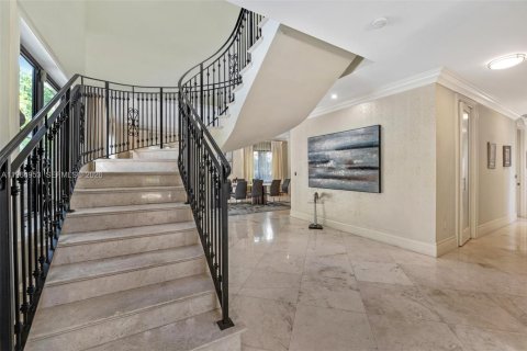 Casa en alquiler en Coral Gables, Florida, 6 dormitorios, 395.21 m2 № 2026337 - foto 9