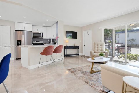 Condo in Delray Beach, Florida, 2 bedrooms  № 1942161 - photo 19