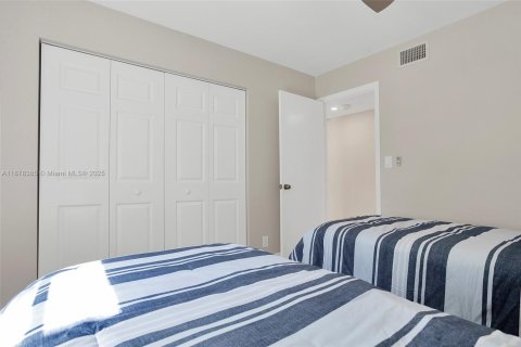 Condo in Delray Beach, Florida, 2 bedrooms  № 1942161 - photo 21