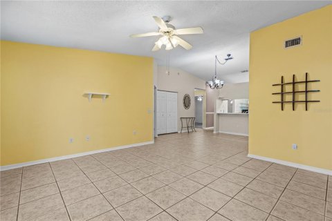 Villa ou maison à vendre à Port Orange, Floride: 3 chambres, 115.48 m2 № 2431921 - photo 9