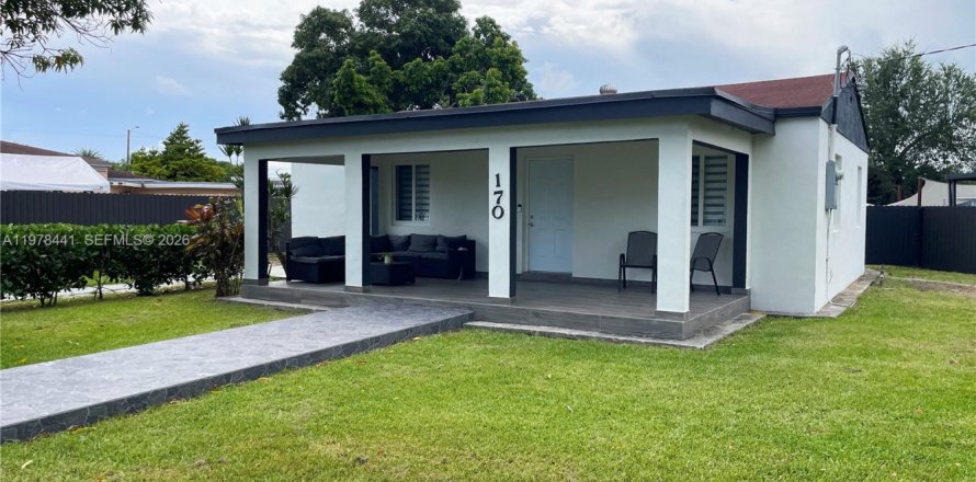 Villa ou maison à Miami, Floride 2 chambres, 128.48 m2 № 2044710