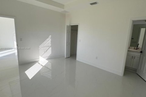 Villa ou maison à louer à Lehigh Acres, Floride: 3 chambres № 1967178 - photo 13