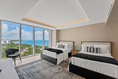 Condo in Key Biscayne, Florida, 3 bedrooms № 2339915 - photo 24