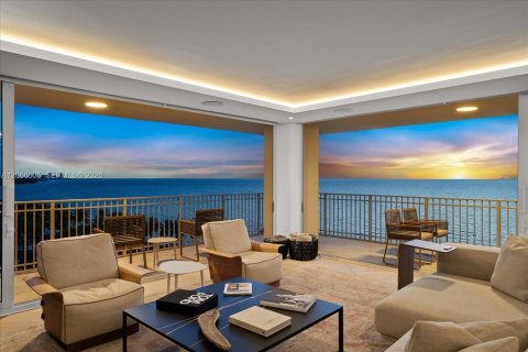 Condo in Key Biscayne, Florida, 3 bedrooms № 2339915 - photo 10