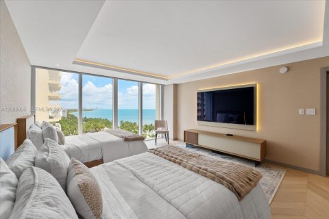 Condo in Key Biscayne, Florida, 3 bedrooms № 2339915 - photo 27