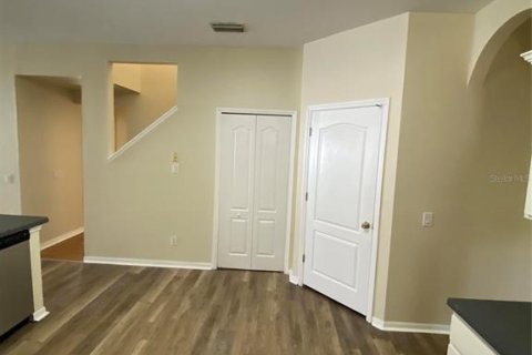 Villa ou maison à louer à New Port Richey, Floride: 3 chambres, 218.32 m2 № 2434877 - photo 8