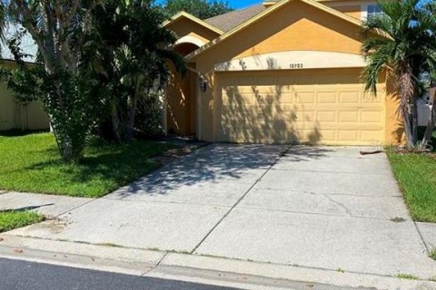 Villa ou maison à New Port Richey, Floride 3 chambres, 218.32 m2 № 2434877