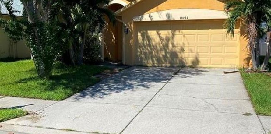 Villa ou maison à New Port Richey, Floride 3 chambres, 218.32 m2 № 2434877