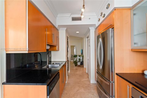 Снять в аренду кондоминиум в Майами-Бич, Флорида 1 спальня, 106.93м2, № 1950772 - фото 17