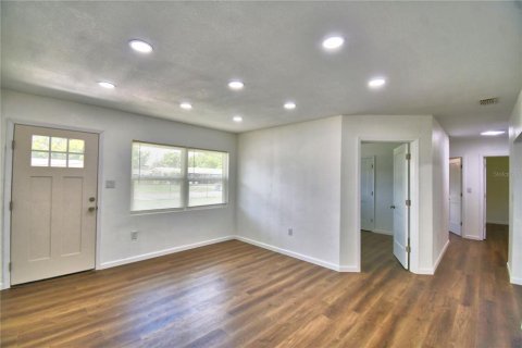 Casa en venta en Winter Haven, Florida, 3 dormitorios, 96.62 m2 № 2231432 - foto 3