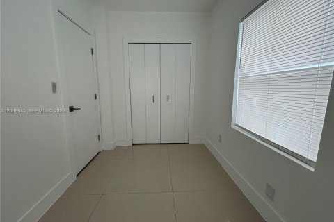 Appartement à louer à Miami, Floride: 2 chambres, 63.17 m2 № 2286785 - photo 13