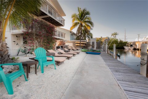 Propiedad comercial en venta en Marathon, Florida, 208.47 m2 № 2088471 - foto 25