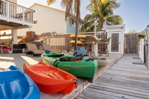 Propiedad comercial en venta en Marathon, Florida, 208.47 m2 № 2088471 - foto 27