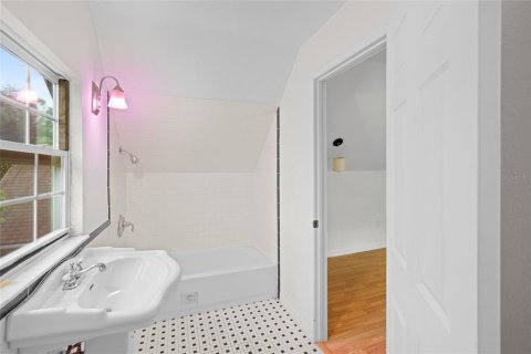 Casa en venta en Orlando, Florida, 4 dormitorios, 129.97 m2 № 2384218 - foto 29