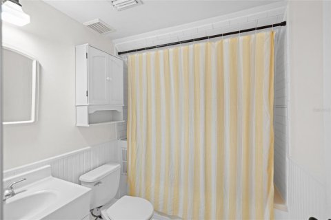Casa en venta en Orlando, Florida, 4 dormitorios, 129.97 m2 № 2384218 - foto 19