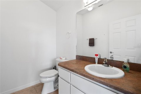 House in Tavares, Florida 4 bedrooms, 291.34 sq.m. № 1795964 - photo 24