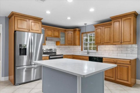 Villa ou maison à vendre à Apopka, Floride: 4 chambres, 161.84 m2 № 2221077 - photo 17