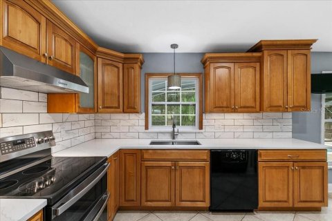 Villa ou maison à vendre à Apopka, Floride: 4 chambres, 161.84 m2 № 2221077 - photo 16