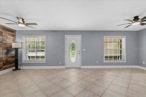 Villa ou maison à vendre à Apopka, Floride: 4 chambres, 161.84 m2 № 2221077 - photo 9