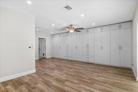 Villa ou maison à vendre à Apopka, Floride: 4 chambres, 161.84 m2 № 2221077 - photo 19