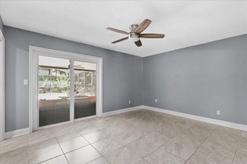 Villa ou maison à vendre à Apopka, Floride: 4 chambres, 161.84 m2 № 2221077 - photo 23