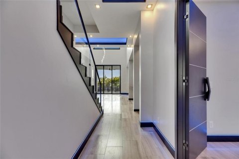 Casa en venta en Apollo Beach, Florida, 5 dormitorios, 246.56 m2 № 1773829 - foto 22