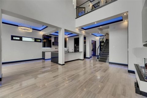 Casa en venta en Apollo Beach, Florida, 5 dormitorios, 246.56 m2 № 1773829 - foto 28