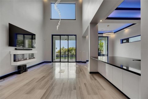 Casa en venta en Apollo Beach, Florida, 5 dormitorios, 246.56 m2 № 1773829 - foto 24
