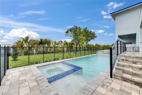 Casa en venta en Apollo Beach, Florida, 5 dormitorios, 246.56 m2 № 1773829 - foto 3