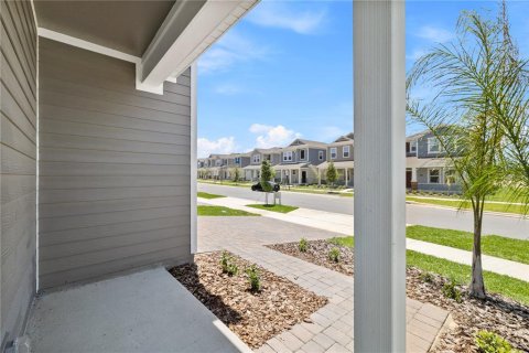 House in Clermont, Florida 5 bedrooms, 241.64 sq.m. № 2092129 - photo 4
